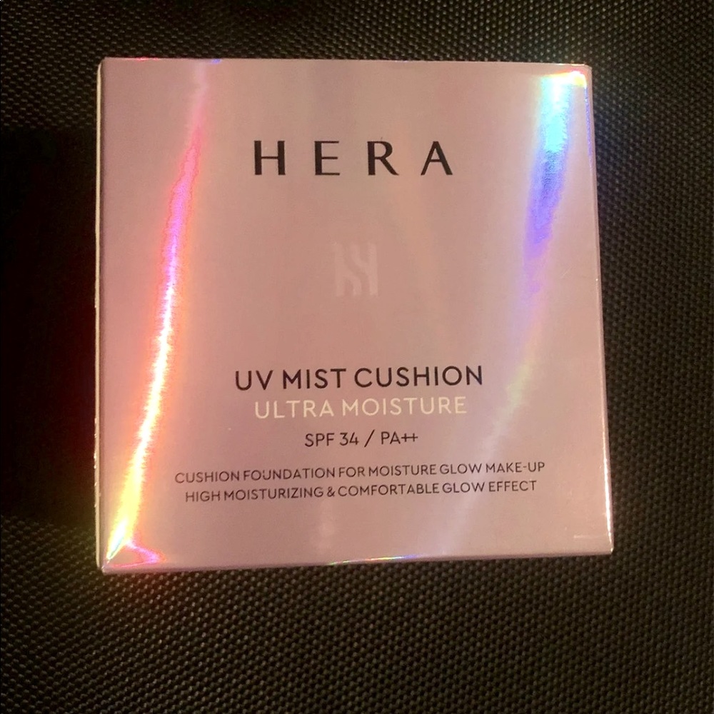 Hera UV Mist Cushion Ultra Moisture SPF 34 / PA++